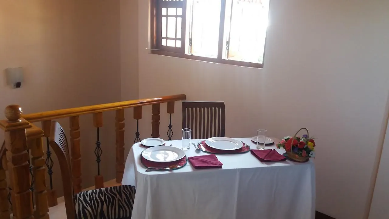 Kandyan Family Villa Homestay Kandy